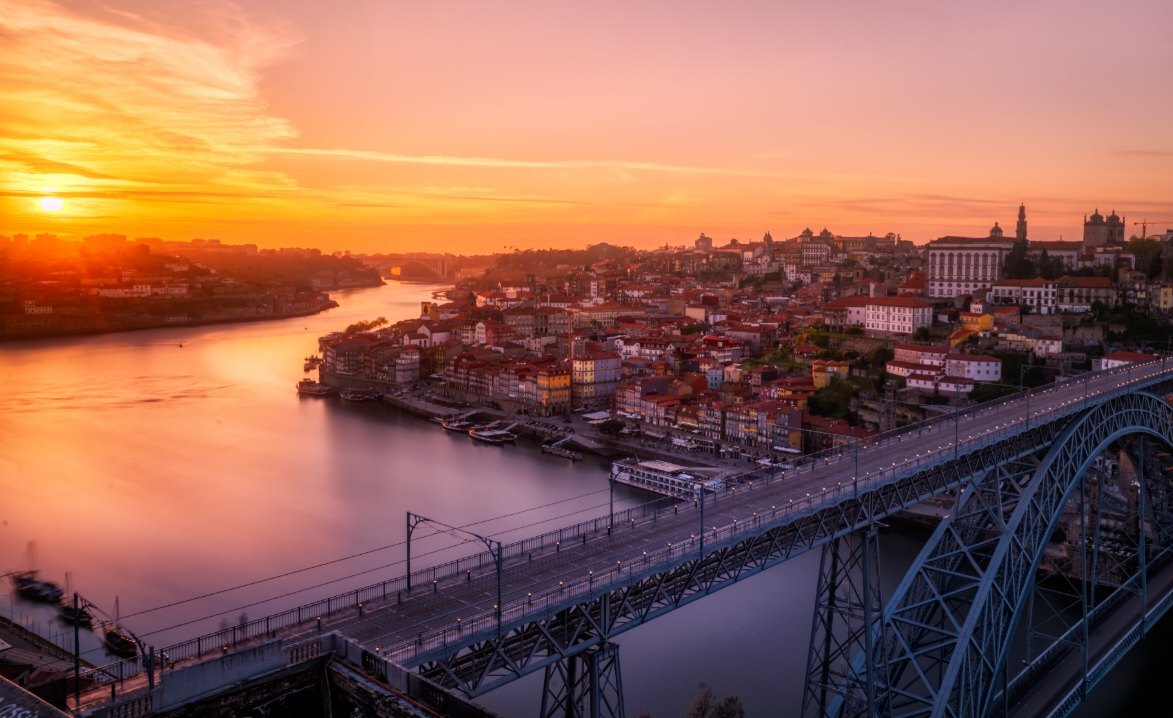 Romantic Porto (QUEST IN TEST MODE) image