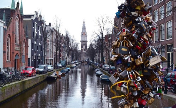 Romantic Amsterdam (QUEST IN TEST MODE) image